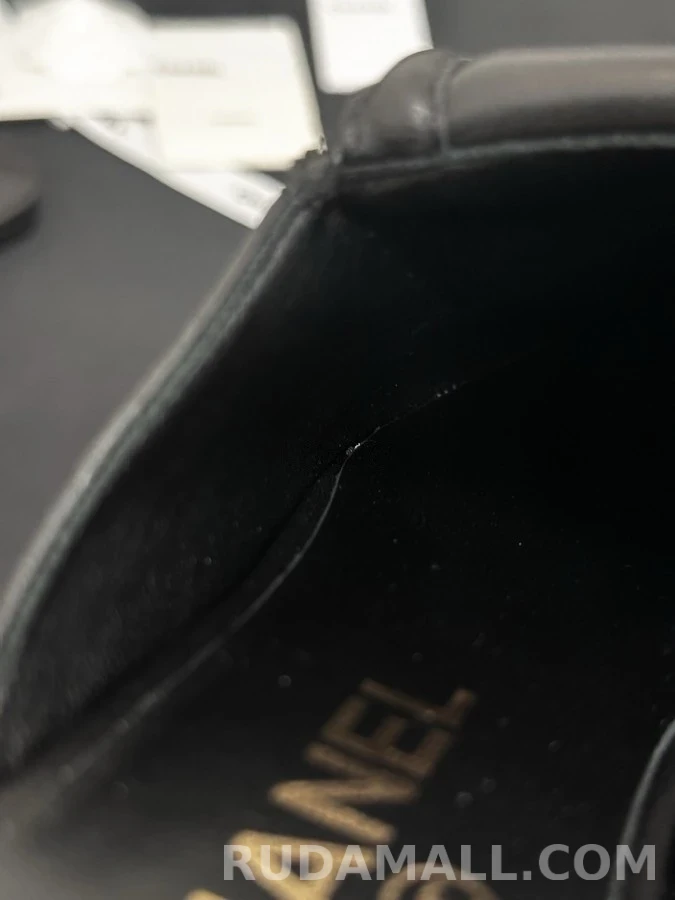 샤넬 샤넬 로고 스웨이드 뮬 로퍼 상세 이미지