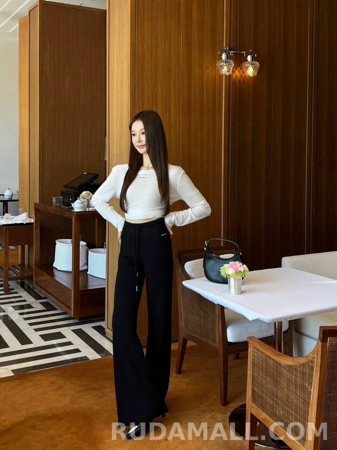 미우미우 미우미우 미니로고 드로스트링 플레어 팬츠 상세 이미지