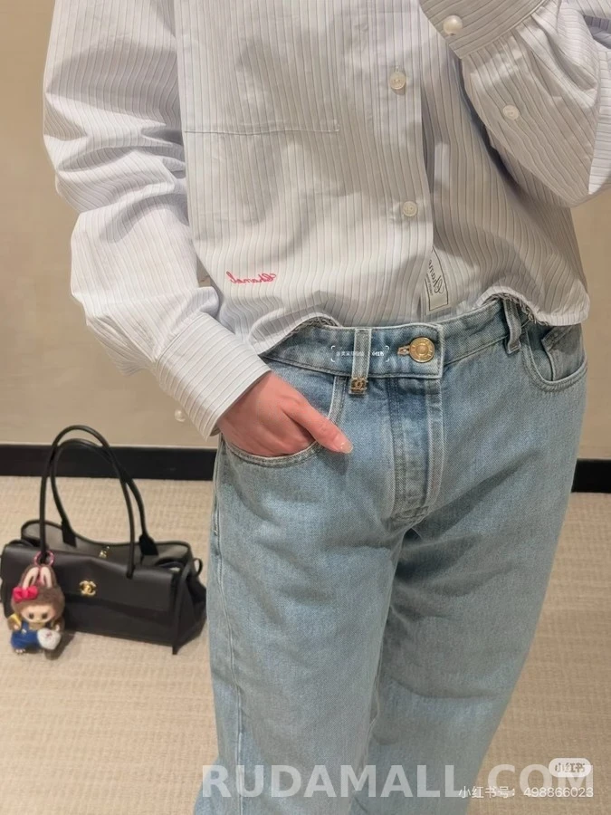 샤넬 샤넬 메탈 로고 스트레이트 데님 상세 이미지
