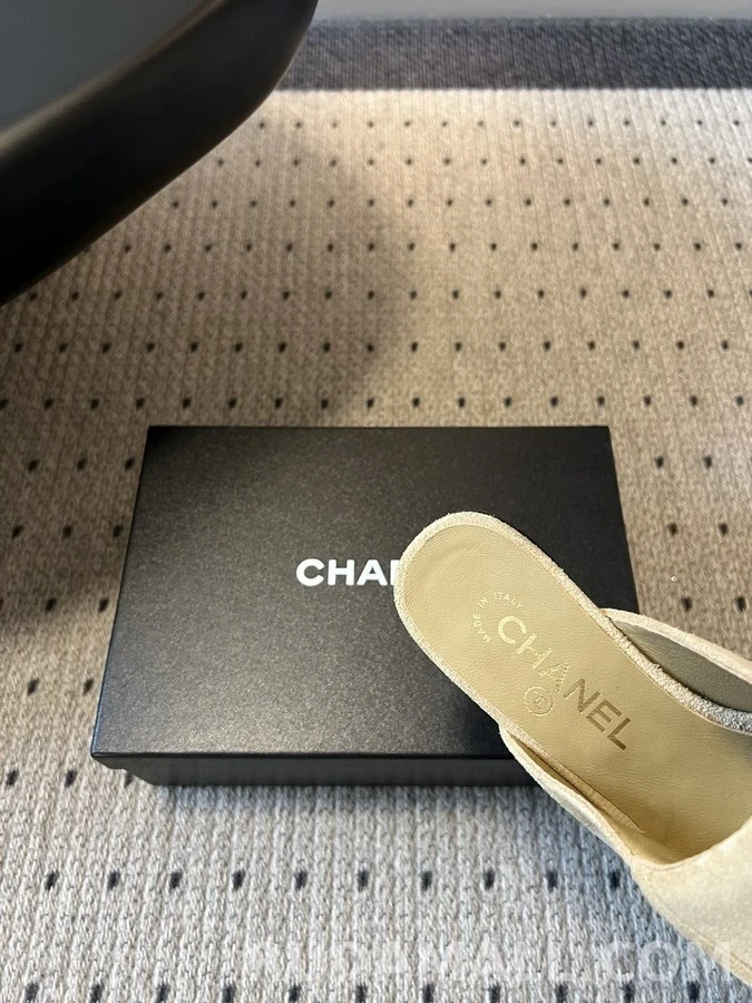 샤넬 샤넬 더블C 스웨이드 뮬 로퍼 상세 이미지