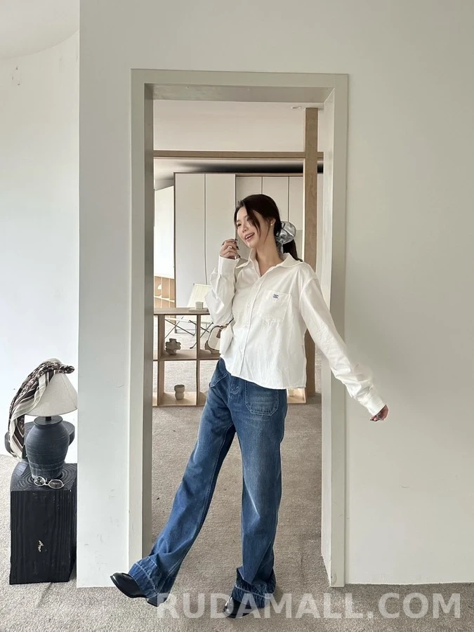 셀린느 셀린느 트리옹프 로고 플레어 데님 팬츠 상세 이미지