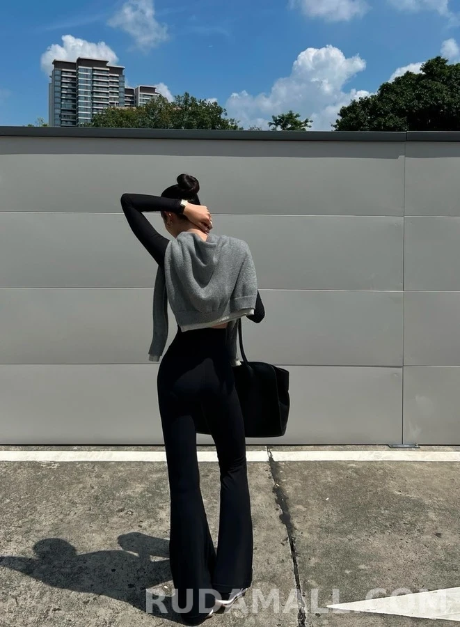 미우미우 미우미우 로고 부츠컷 팬츠 상세 이미지