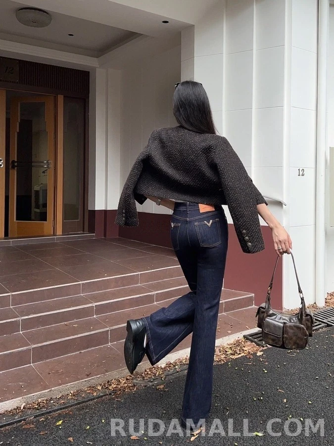 발렌티노 발렌티노 후면 V 로고 메탈 부츠컷 데님 팬츠 상세 이미지