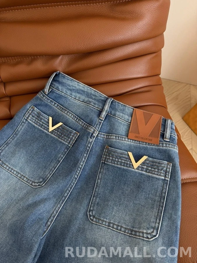 발렌티노 발렌티노 V 로고 와이드 커프 데님 팬츠 상세 이미지