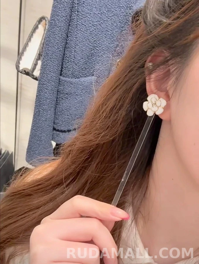 샤넬 샤넬 까멜리아 귀걸이 상세 이미지