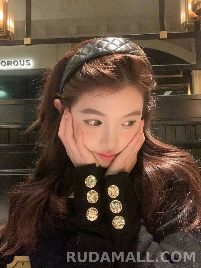 샤넬 샤넬 퀼팅 더블C 헤어밴드 상세 이미지