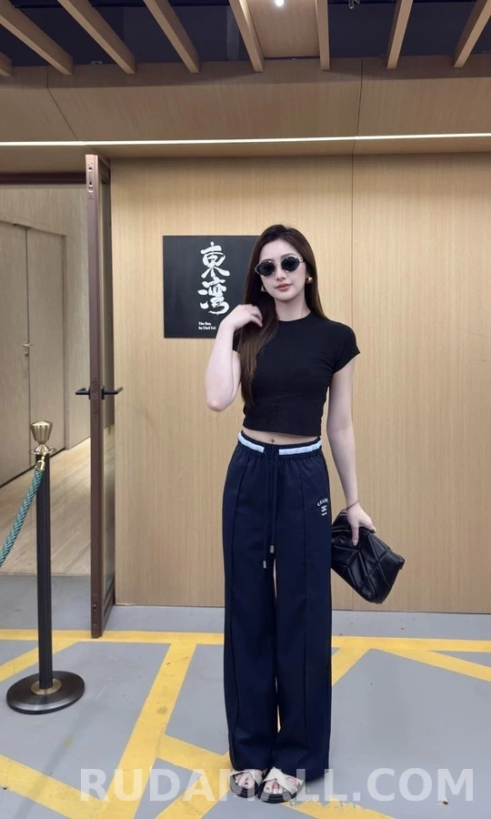 셀린느 셀린느 로고 드로스트링 와이드 팬츠 상세 이미지