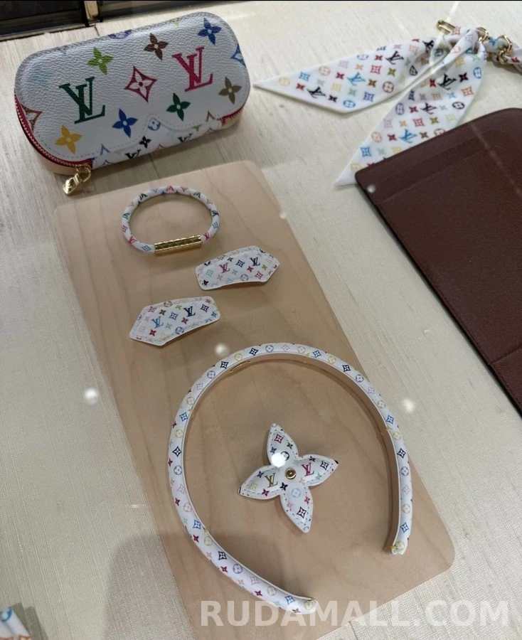 루이비통 루이비통 멀티컬러 모노그램 안경 케이스 상세 이미지