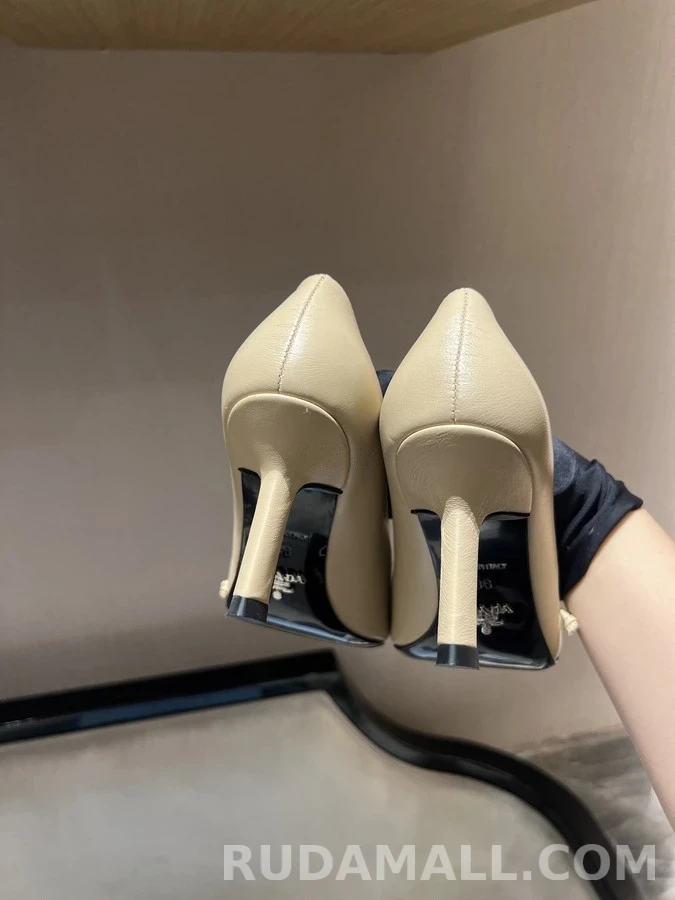 프라다 프라다 보우 장식 펌프스 상세 이미지