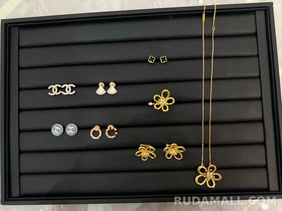 샤넬 샤넬 로고 데님 귀걸이 상세 이미지