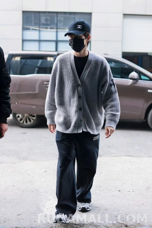 발렌시아가 발렌시아가 빈티지 레터링 스웨트 팬츠 상세 이미지
