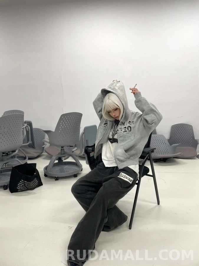 발렌시아가 발렌시아가 테이프 라벨 트레이닝 팬츠 상세 이미지