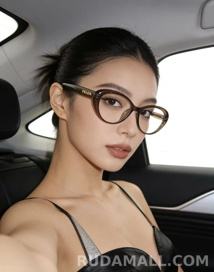 프라다 프라다 캣아이 쉐입 안경테 상세 이미지