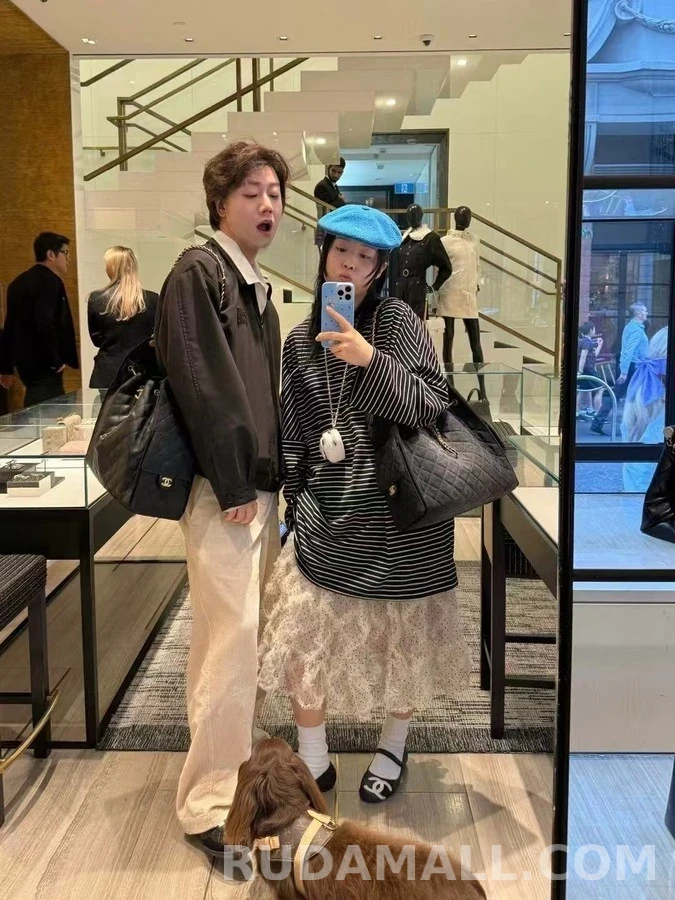 샤넬 샤넬 빅 로고 퀼팅 메리 제인 플랫 상세 이미지