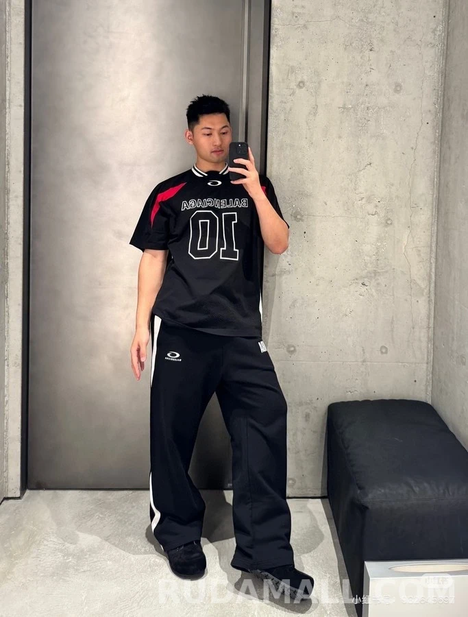 발렌시아가 발렌시아가 NBA 로고 트레이닝 팬츠 상세 이미지