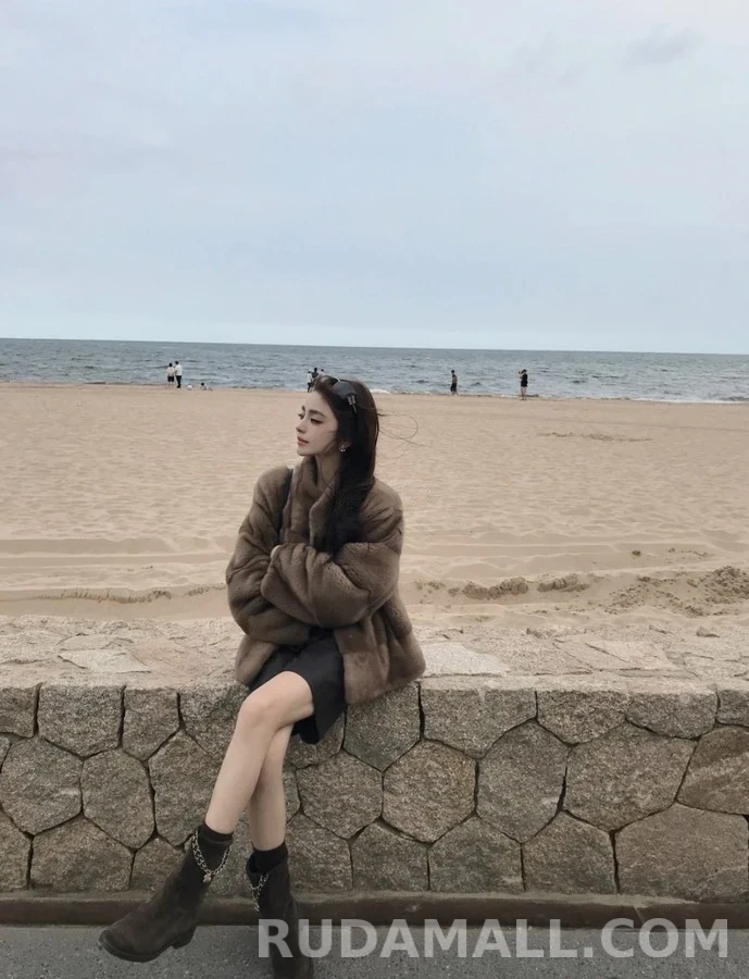 샤넬 샤넬 체인 클로버 스웨이드 앵클 부츠 상세 이미지