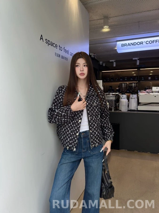 루이비통 루이비통 모노그램 프린트 자켓 상세 이미지