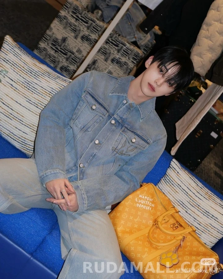 루이비통 루이비통 로고 자수 데님 자켓 상세 이미지