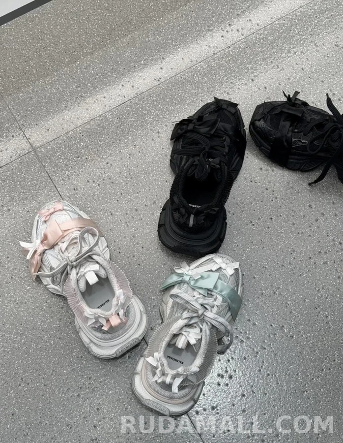 발렌시아가 발렌시아가 리본 장식 스니커즈 상세 이미지