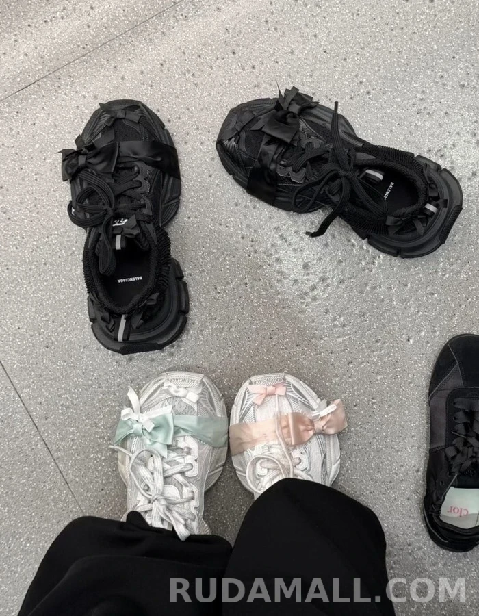 발렌시아가 발렌시아가 리본 장식 스니커즈 상세 이미지