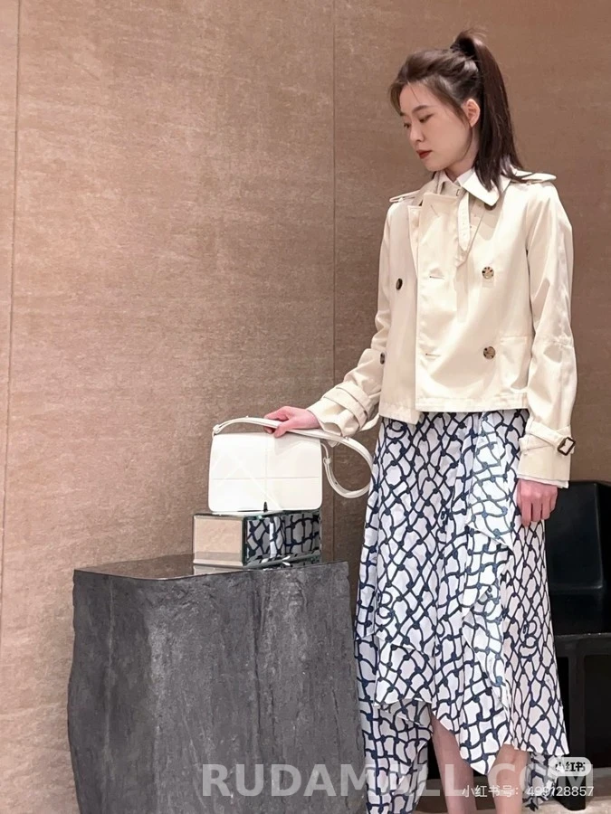 버버리 버버리 더블 브레스티드 숏 자켓 상세 이미지