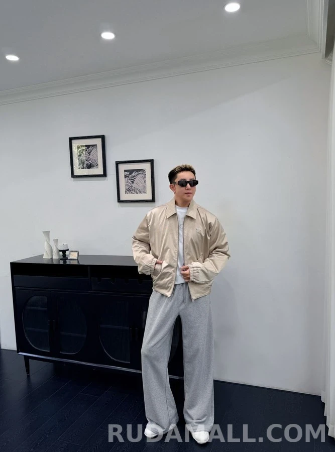 루이비통 루이비통 모노그램 자카드 리버서블 자켓 상세 이미지