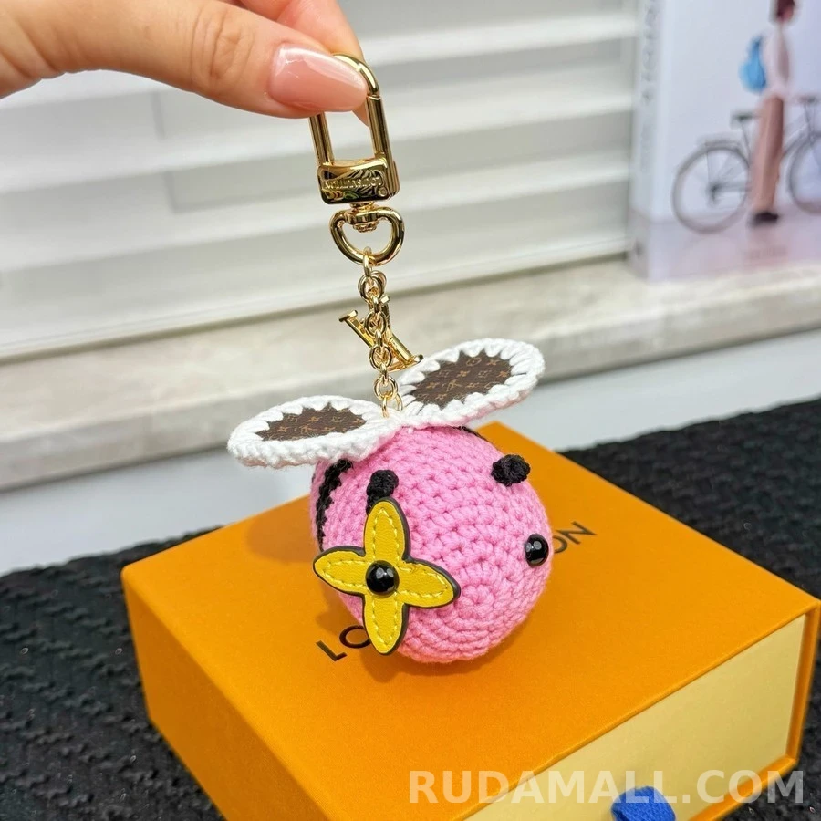 루이비통 루이비통 크로셰 벌 키링 상세 이미지