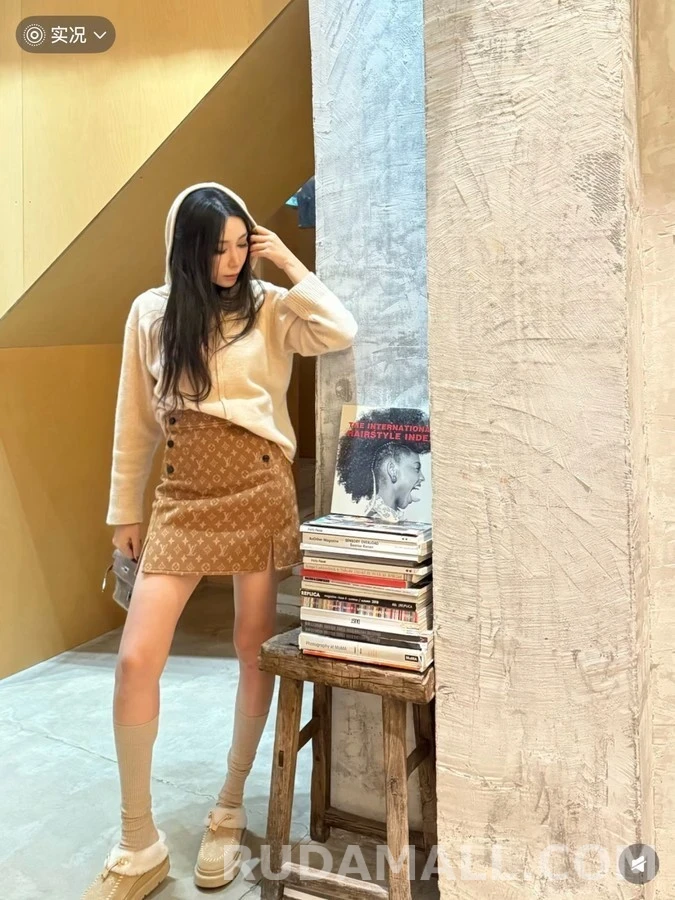 루이비통 루이비통 모노그램 퍼 뮬 상세 이미지