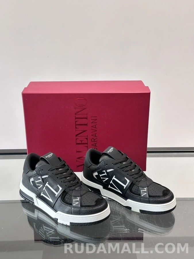 발렌티노 발렌티노 VL 레터링 스니커즈 상세 이미지