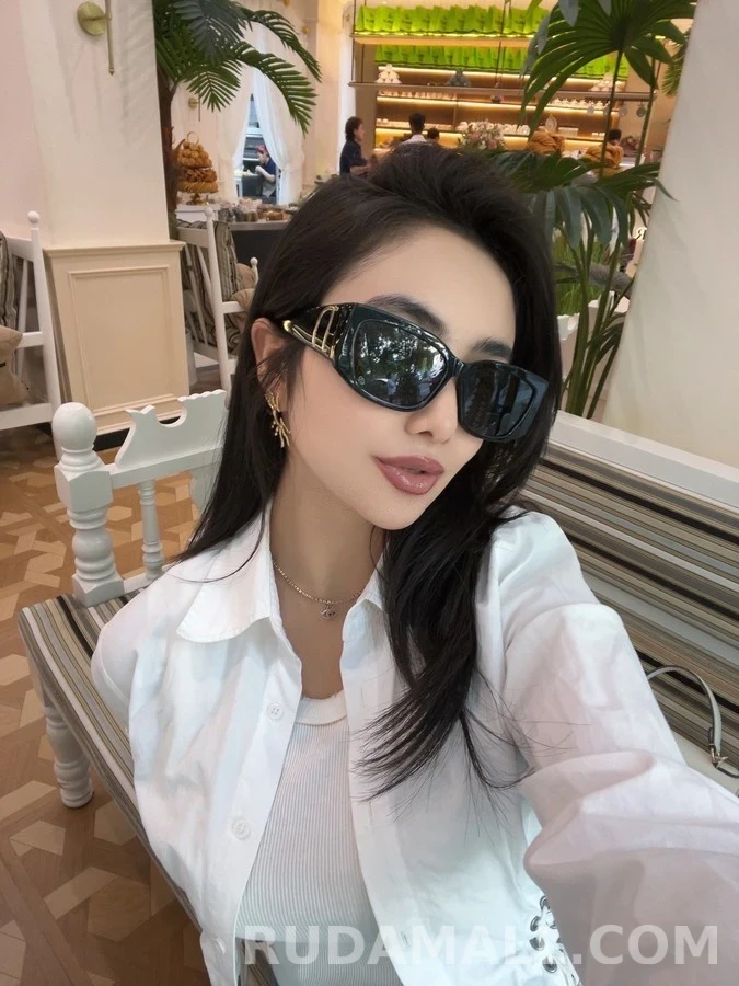 디올 디올 다이아몬드 스퀘어 선글라스 상세 이미지