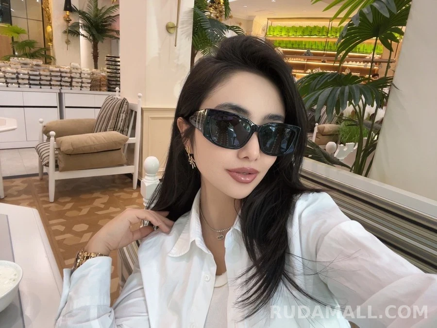 디올 디올 다이아몬드 스퀘어 선글라스 상세 이미지