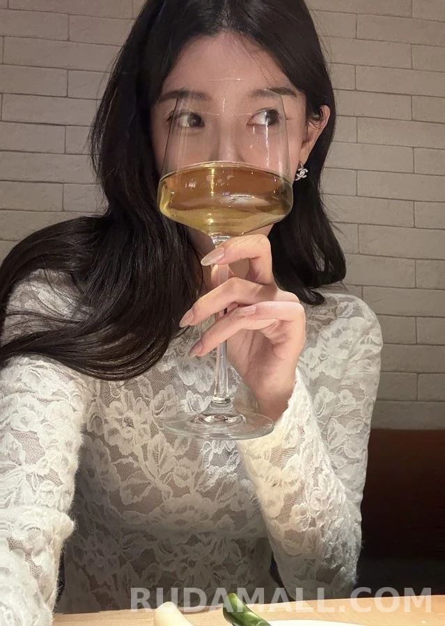 샤넬 샤넬 큐빅 더블 C 귀걸이 상세 이미지