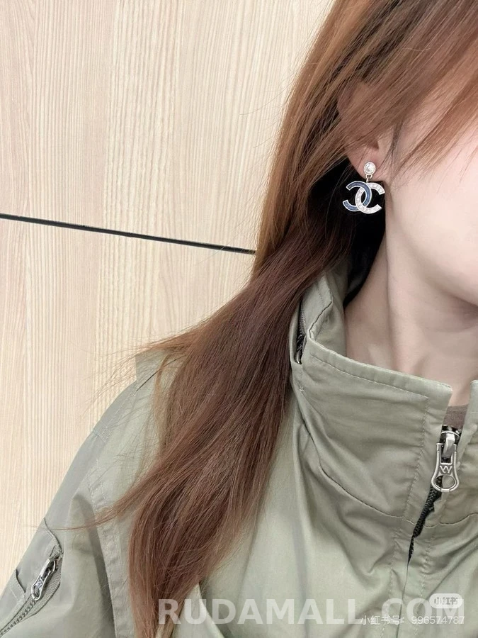 샤넬 샤넬 데님 크리스탈 로고 귀걸이 상세 이미지