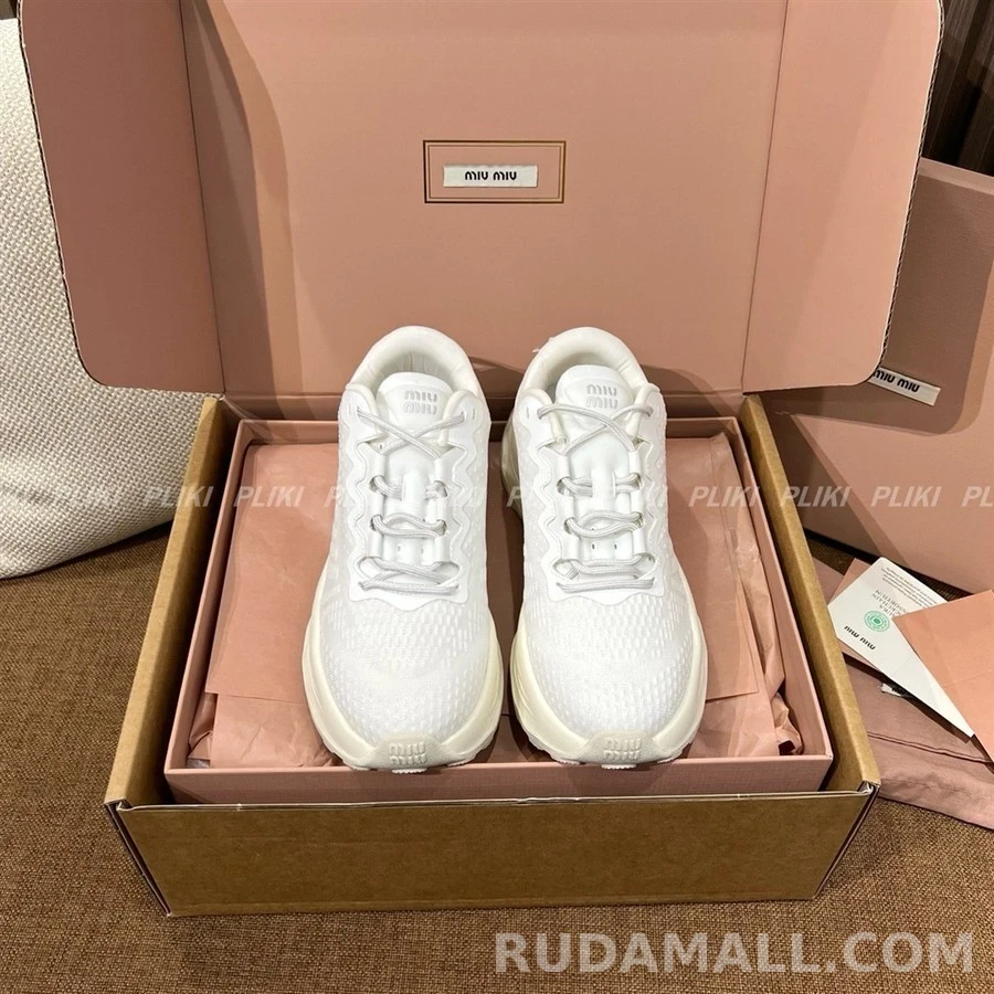 미우미우 미우미우 테크니컬 패브릭 스니커즈 상세 이미지