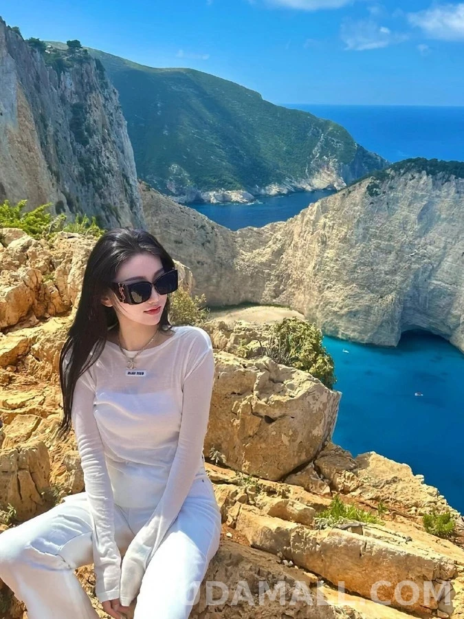 미우미우 미우미우 로고 긴팔 티셔츠 상세 이미지