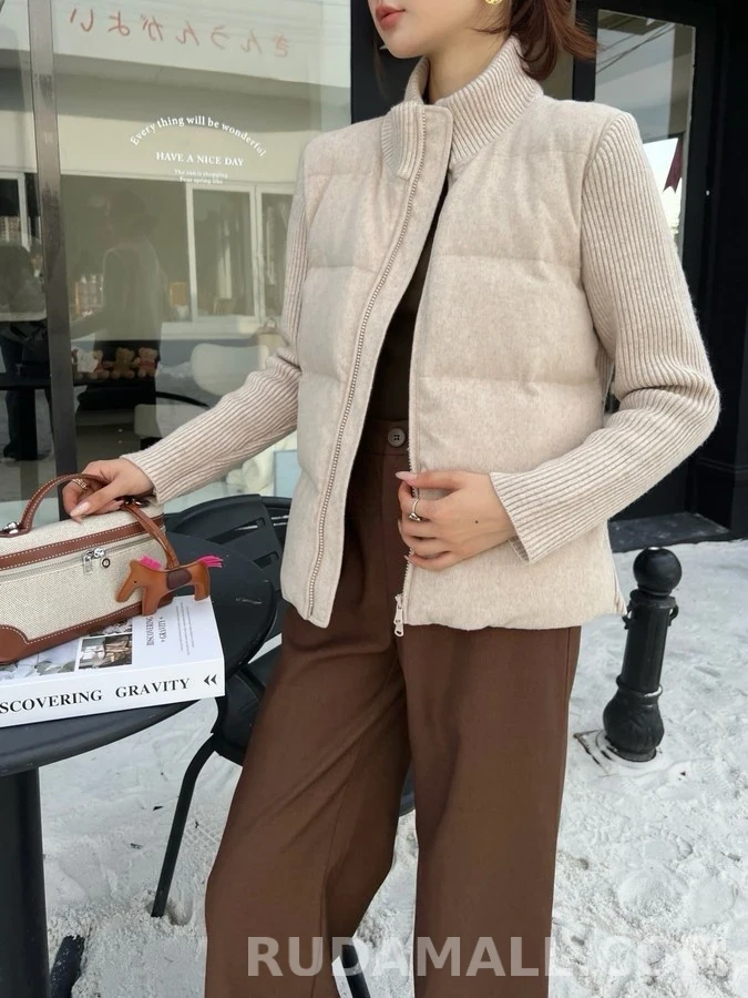브루넬로 쿠치넬리 브루넬로 쿠치넬리 울 배색 스탠드넥 숏 패딩 상세 이미지