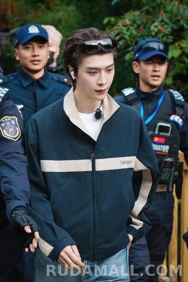 생로랑 세인트로랑 P 로고 스트라이프 코튼 자켓 상세 이미지