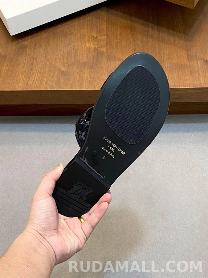 루이비통 루이비통 LV 오아시스 뮬 모노그램 이클립스 상세 이미지
