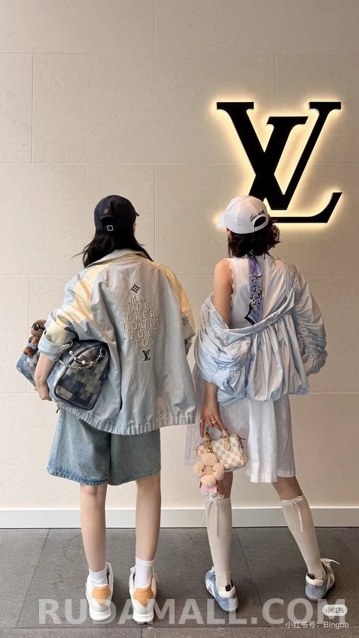 루이비통 루이비통 자수 배색 카라 자켓 상세 이미지