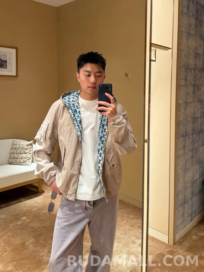 루이비통 루이비통 모노그램 양면 방풍 자켓 상세 이미지
