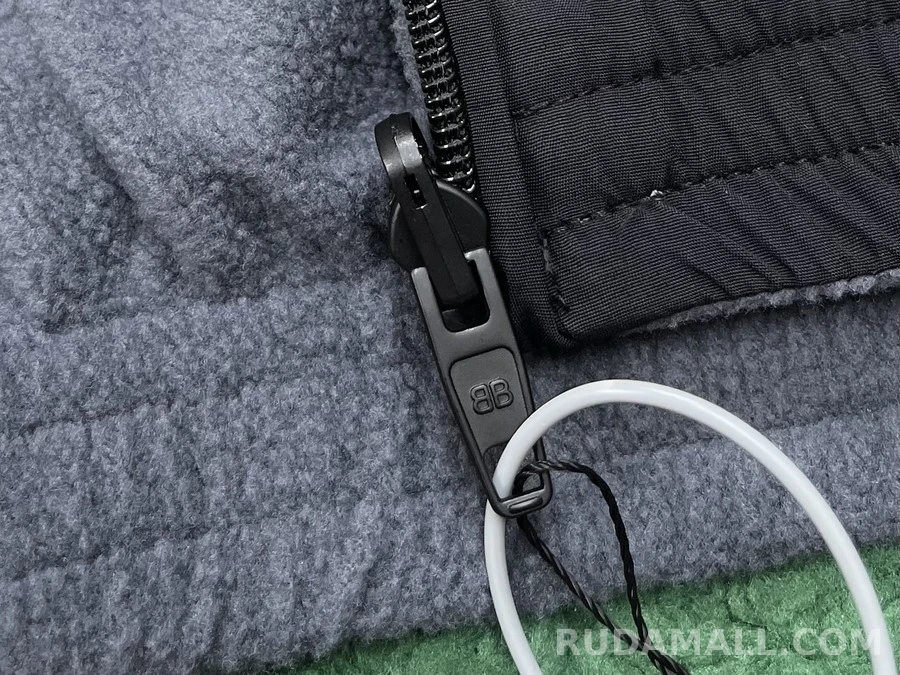 발렌시아가 발렌시아가 커시브 로고 리버서블 자켓 상세 이미지