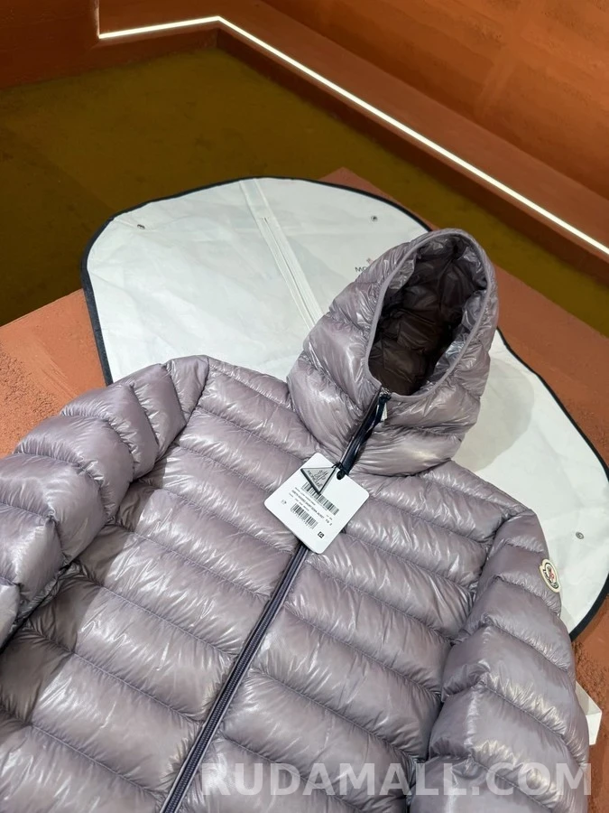 몽클레어 몽클레어 후드 경량 패딩 상세 이미지