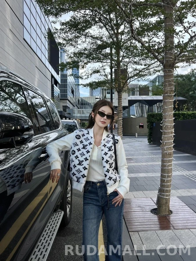 루이비통 루이비통 모노그램 테디 플리스 자켓 상세 이미지