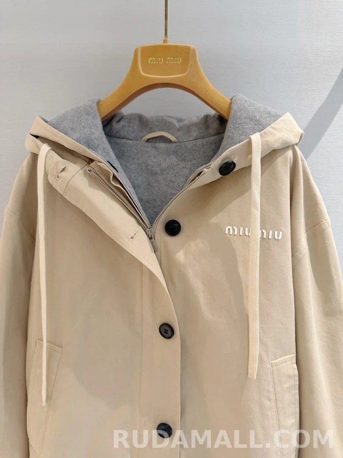 미우미우 미우미우 로고 후드 크롭 자켓 상세 이미지