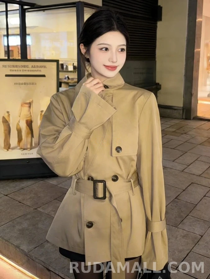 버버리 버버리 코튼 혼방 숏 트렌치 코트 상세 이미지