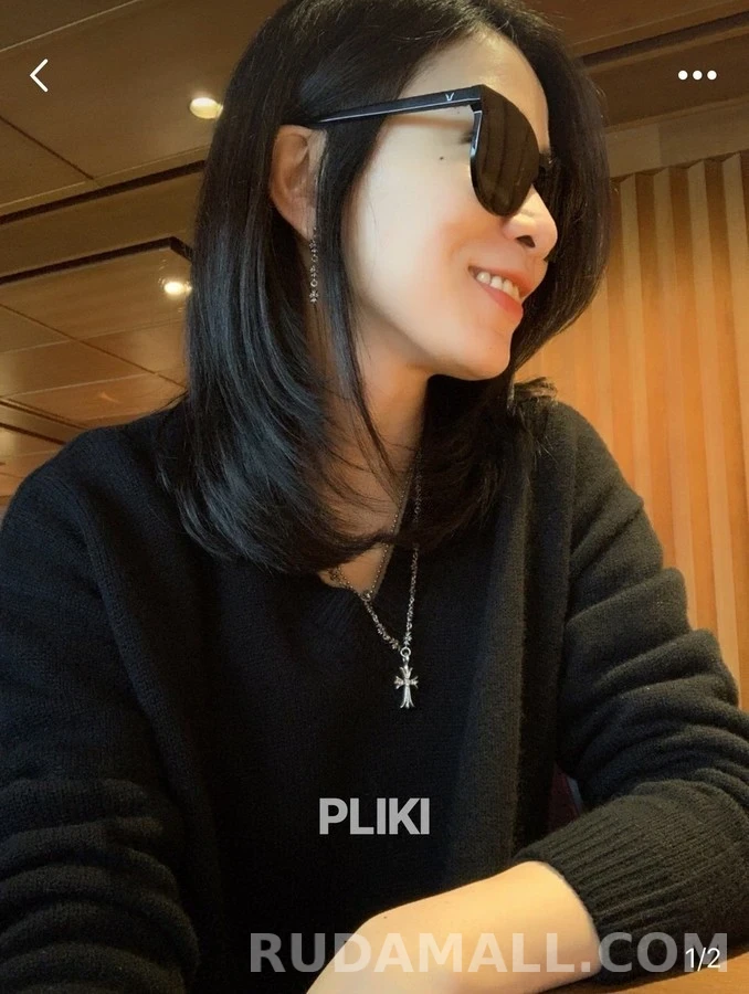 크롬하츠 크롬하츠 타이니 Ech 플러스 드롭 이어링 상세 이미지