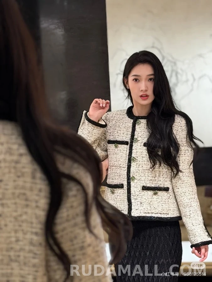 샤넬 샤넬 트위드 배색 라운드넥 자켓 상세 이미지