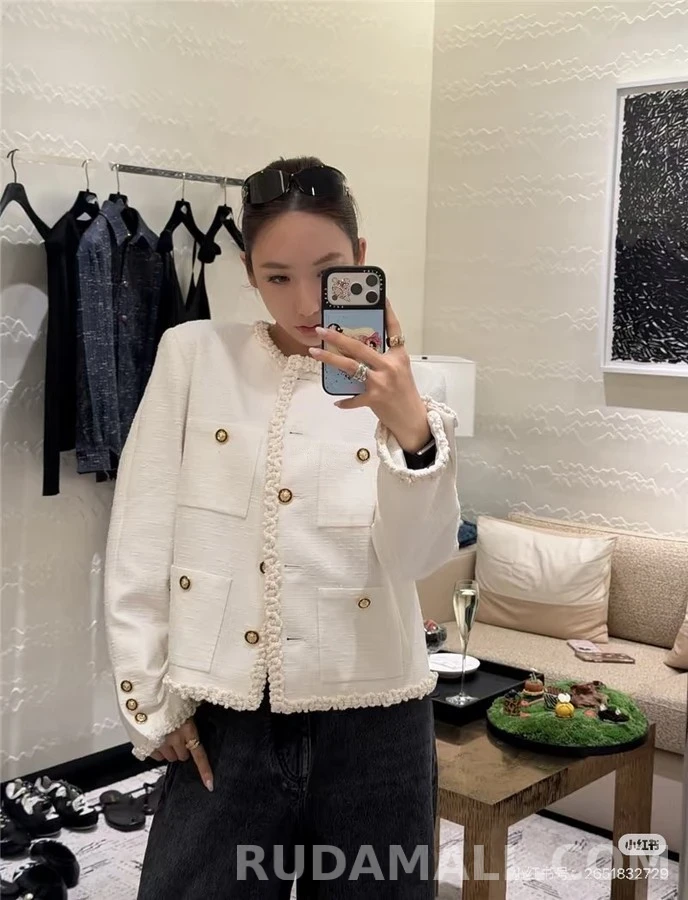 샤넬 샤넬 엮임 장식 버튼 자켓 상세 이미지