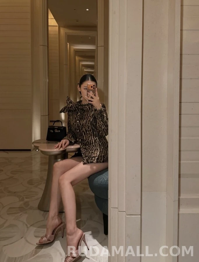 샤넬 샤넬 호피 무늬 보우칼라 트위드 자켓 상세 이미지