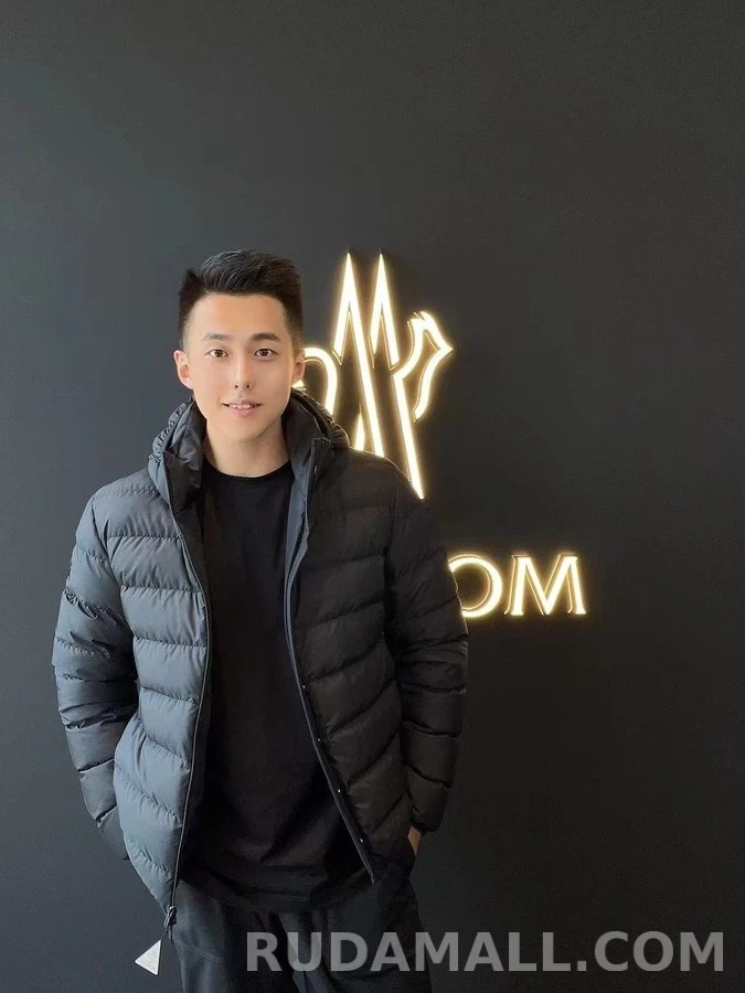 몽클레어 몽클레어 후드 경량 패딩 상세 이미지